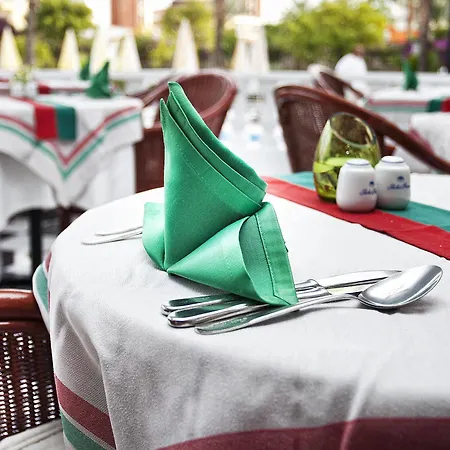 باشاز برينسيس - للبالغين فقط 4*