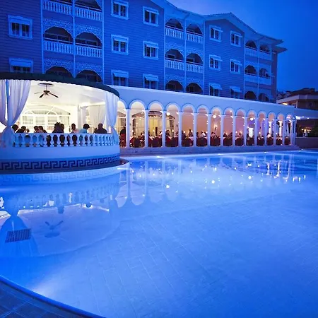 باشاز برينسيس - للبالغين فقط 4* كمر